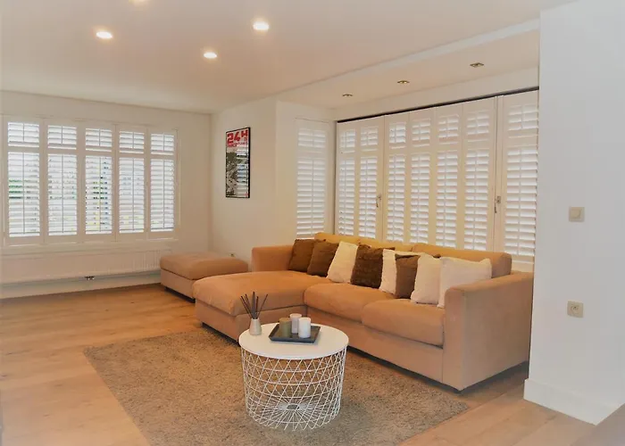 빌라 Het Heidehuis 데한